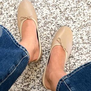 Lolo Tan Women's Ballet Flats